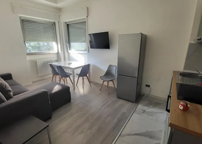 Toma Trilocale Moderno Per Max 6 Persone Apartmán *